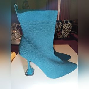 Ankle boots